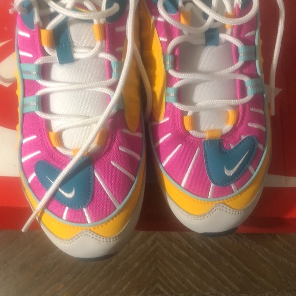 W Air Max 98 10 - Picture 4 of 6